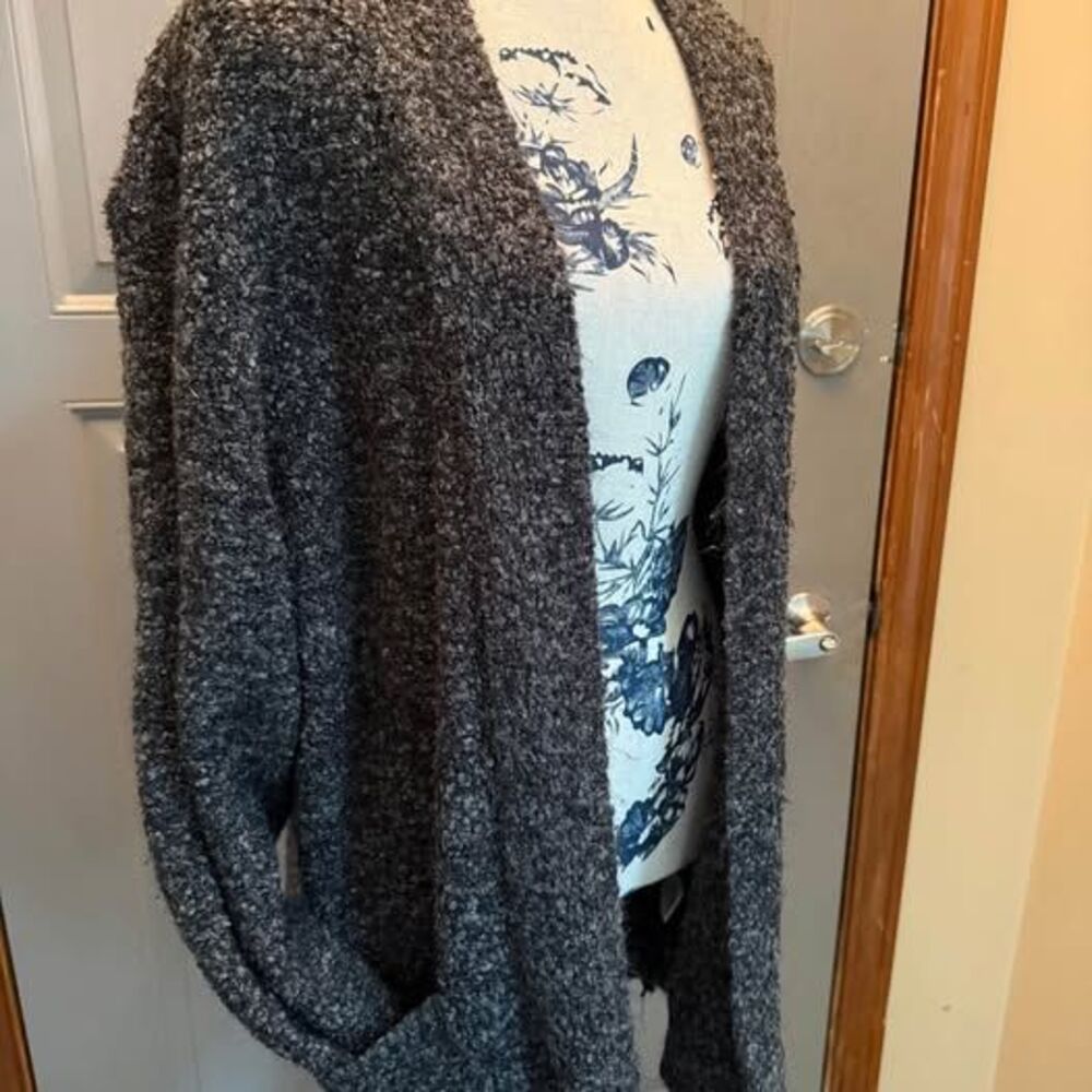Carolyn Taylor -cozy charcoal grey cardigan (xl)